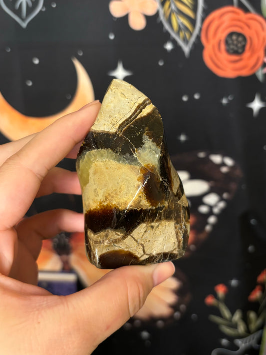 Septarian flames