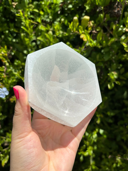 Selenite hexagon bowl